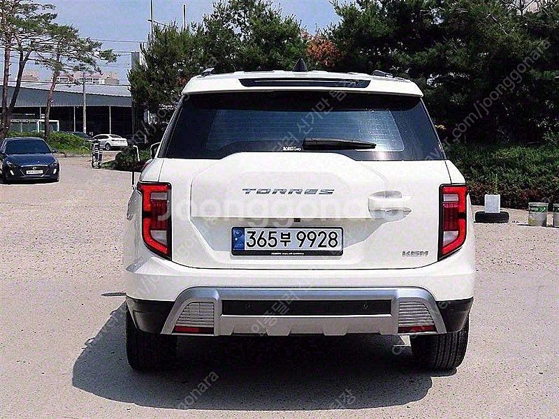 흰색 토레스 중고 더 뉴 토레스 중고차 1.5 GDI-T 2WD T7 실매물인증중고차 6,773 km--9